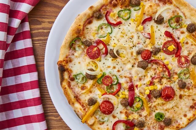Pizza - Image 3