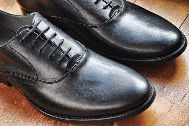 Black Shoe - Image 3